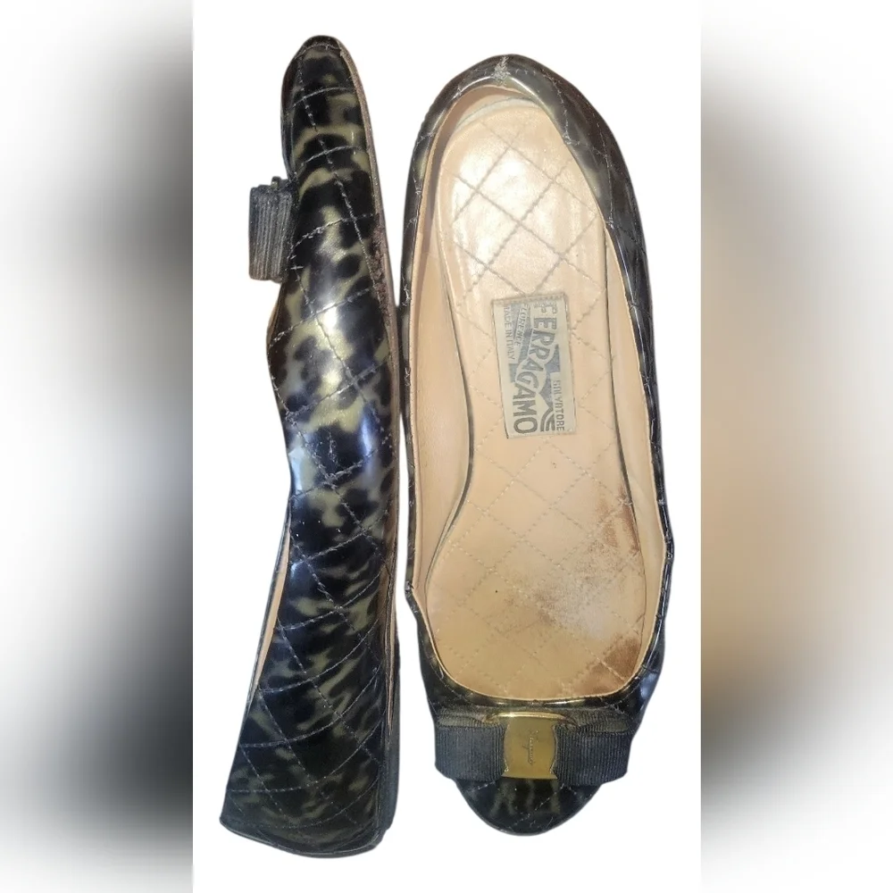 Salvatore Ferragamo Vintage Black/Green Quilted Patent Leather Vara Bow Flats 10